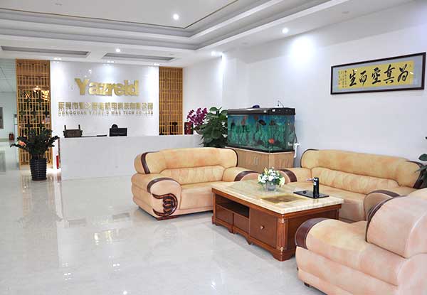 雅之(zhi)雷悳